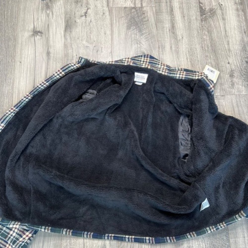 Boston Traders NWT Women's Size XL Oversized Green Plaid Sherpa Lined Shacket - Picture 9 of 10